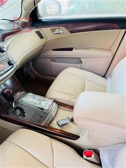 تۆیۆتا ئەڤەلۆن